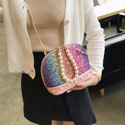 Σύγχρονη γυναικεία τσάντα με μπροκάρ και πέρλες σε τέσσερα χρώματα