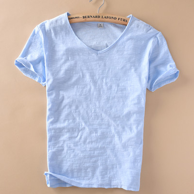Άνετο ανδρικόT-shirt με κοντό μανίκι σε διάφορα χρώματα