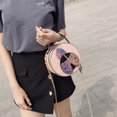 Geanta de dama cu forma rotunda si decor stralucitor in mai multe culori