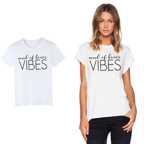 Γυναικεία μπλούζα με επιγραφή και O-neckline