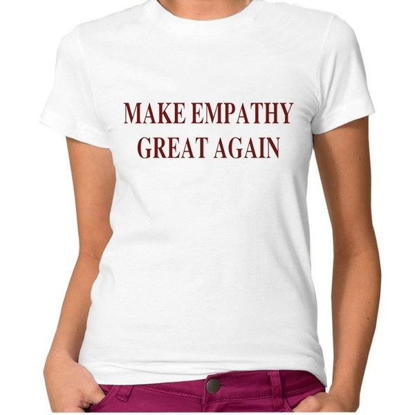 Σύγχρονη γυναικεία T-shirt με επιγραφή και O-neckline