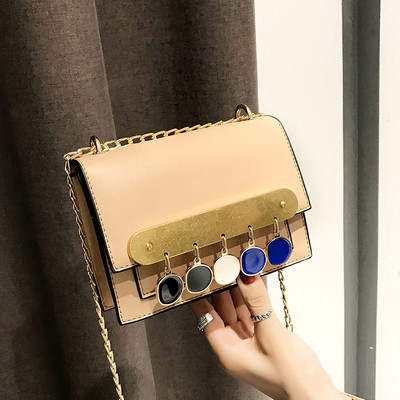 Geanta de dama mica cu decor metalic in patru culori