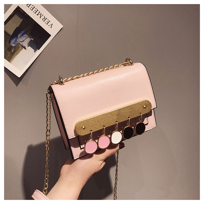 Geanta de dama mica cu decor metalic in patru culori