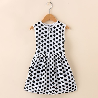 Παιδικό καθημερινό φόρεμα με μπροστινό κούμπομα σε διαφορετικά σχέδια