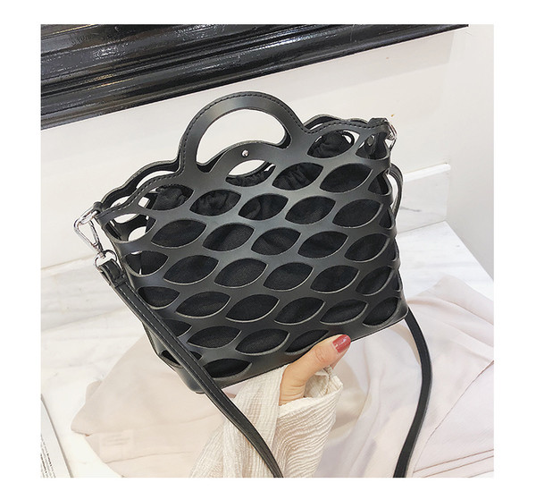 Geanta de dama moderna in mai multe culori potrivita pentru utilizarea de zi cu zi