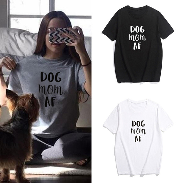 Μοντέρνο γυναικείο T-shirt με επιγραφή κατάλληλο για τη καθημερινή ζωή