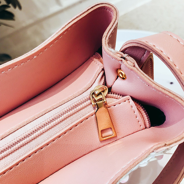 Geanta casual de dama cu paiete in alb, roz si negru