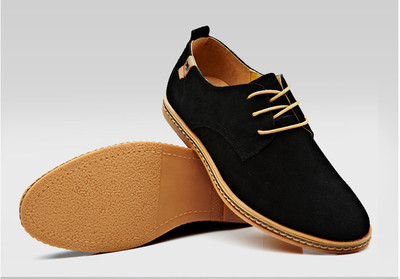 Αθλητικά κομψά ανδρικά υποδήματα με κορδόνια και επίπεδη σόλα από καουτσούκ - διάφορα χρώματα