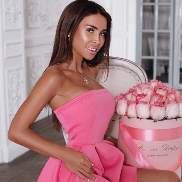 HIT Női pánt nélküli ruha szabású modell két színben