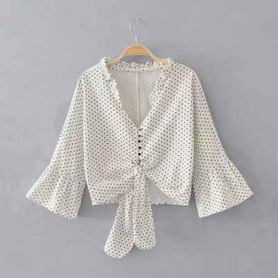 Κομψή γυναικεία μπλούζα με φαρδιά μανίκια και κουμπιά