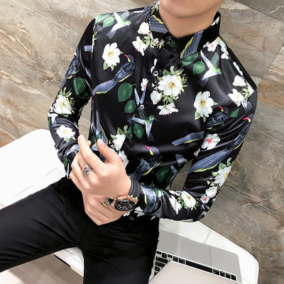 Μοντέρνο ανδρικό πουκάμισο σε μαύρο και άσπρο