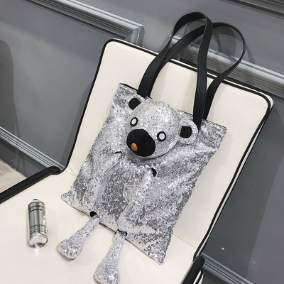 Γυναικεία τσάντα με πούλιες και 3D διακόσμηση σε γκρι και μαύρο χρώμα