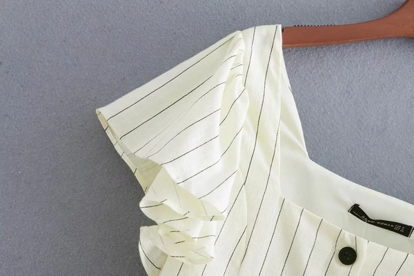 Γυναικεία καθημερινή κοντή μπλούζα με κουμπιά