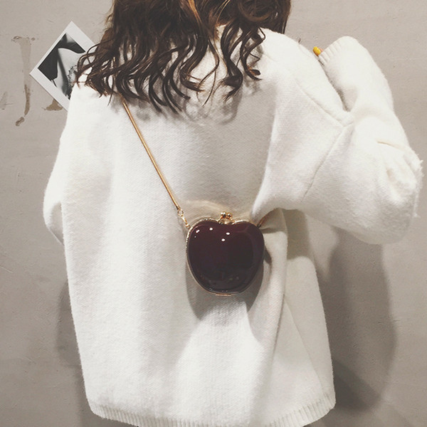 Geanta de mana mica in mai multe culori - inima