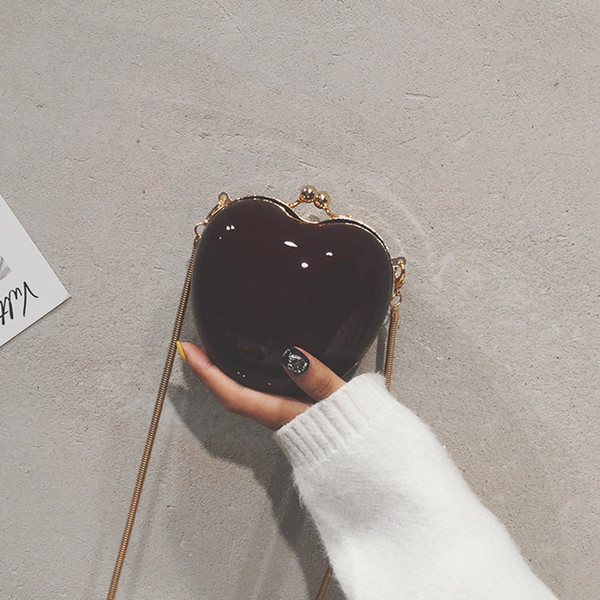 Geanta de mana mica in mai multe culori - inima