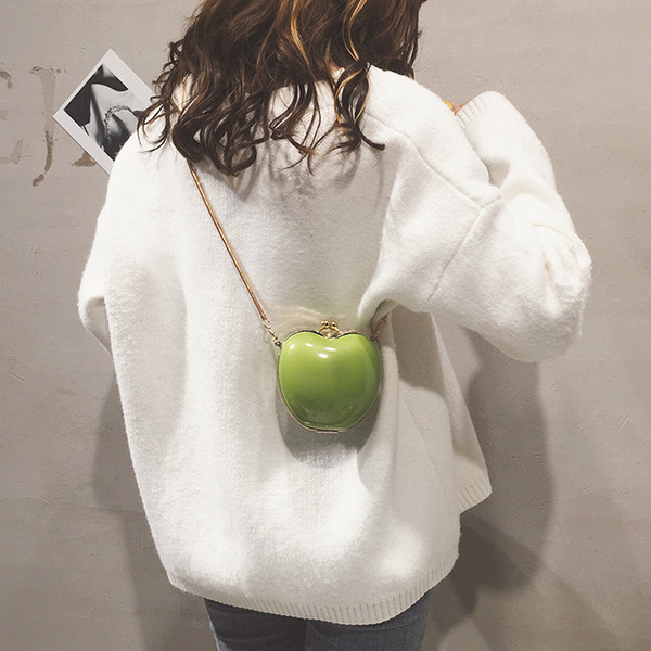 Geanta de mana mica in mai multe culori - inima