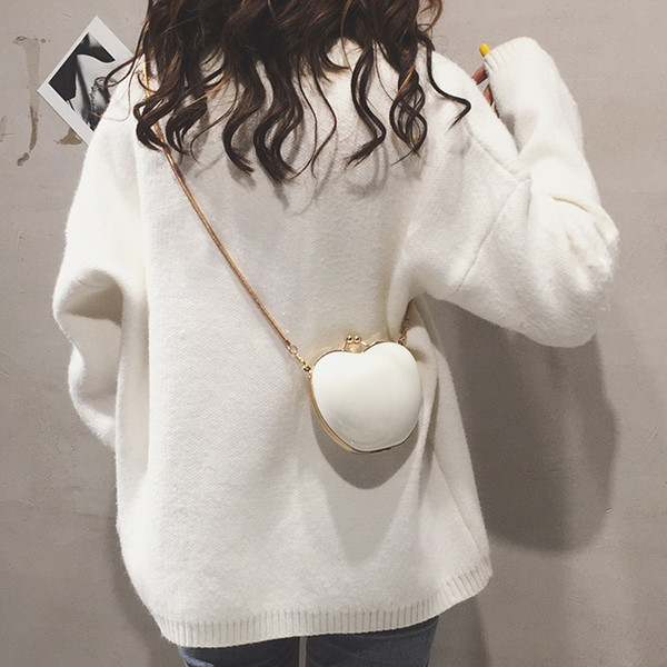 Geanta de mana mica in mai multe culori - inima