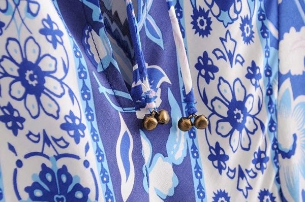 Bluză de damă cu mâneci largi și motive etno