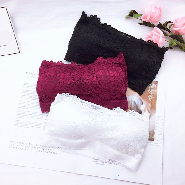 Γυναικείο κορμάκι σε τρία χρώματα με δαντέλα