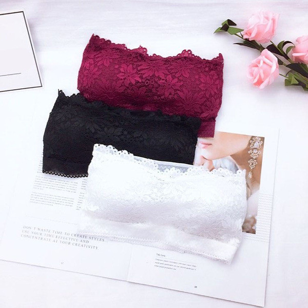 Γυναικείο κορμάκι σε τρία χρώματα με δαντέλα