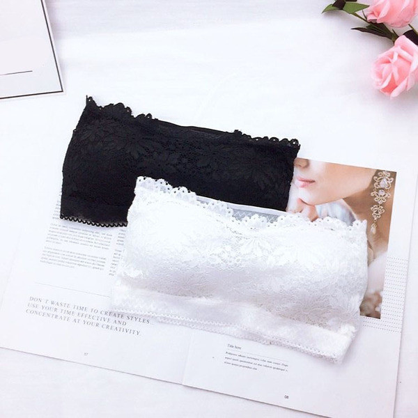 Γυναικείο κορμάκι σε τρία χρώματα με δαντέλα