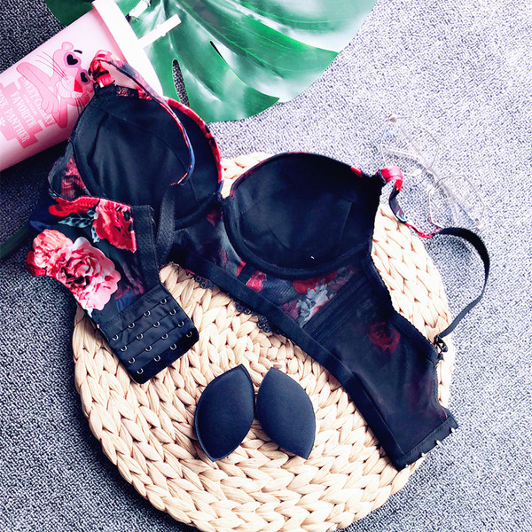 Κομψό σουτιέν με δαντέλα