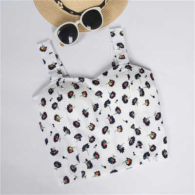 Къс дамски топ в различни флорални мотиви 