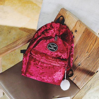 Καθημερινό βελούδο γυναιεκίο σακίδιο σε κόκκινο και μαύρο χρώμα