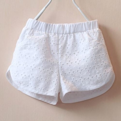 Παιδικά παντελόνια από δαντέλα σε διάφορα χρώματα