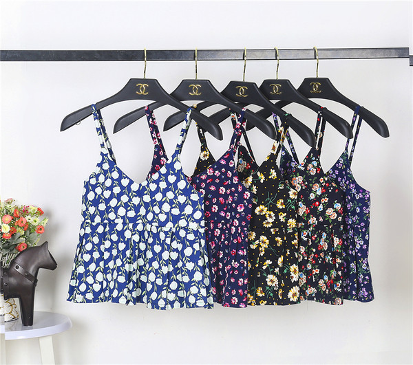 Maieu scurt de damă cu bretele în diferite modele