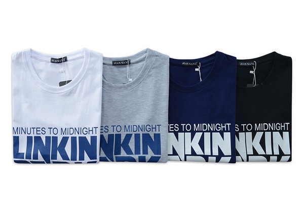 Tricou barbatesc cu maneca scurta si imprimeu in patru culori