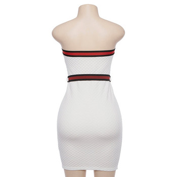 Σέξυ άσπρο φόρεμα χωρίς μανίκια με κόκκινο μπορντούρα και ζώνη