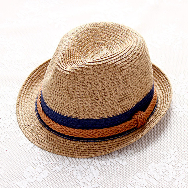 Palarie eleganta in mai multe culori si modele potrivite pentru femei si barbati