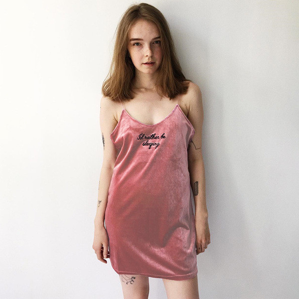 Καλοκαιρινό γυναικείο  φόρεμα σε ροζ χρώμα