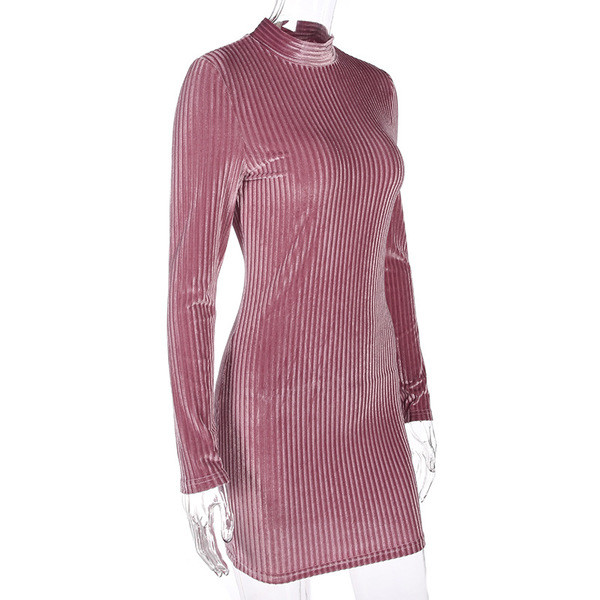 Rochie eleganta cu maneci lungi