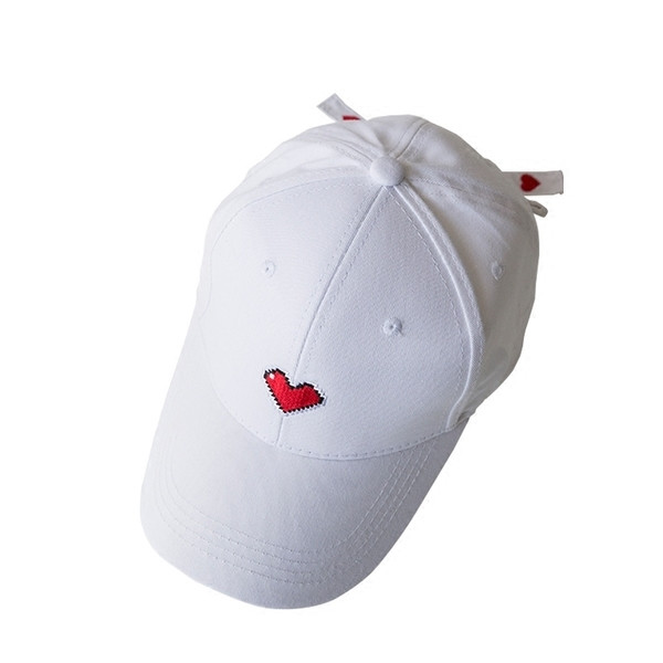 Palarie dama cu broderie in trei culori