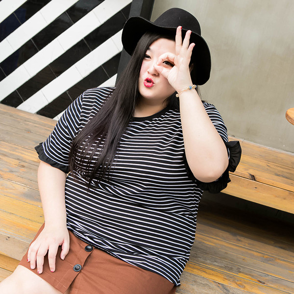 Tricou de dama bumbac marimea MAXI cu maneca scurta