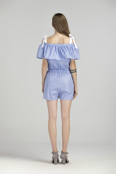 Μοντέρνες γυναικείες φόρμες με κορδόνια