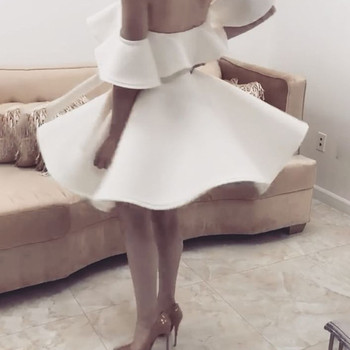 Κομψό γυναικείο φόρεμα με πεσμένα μανίκια