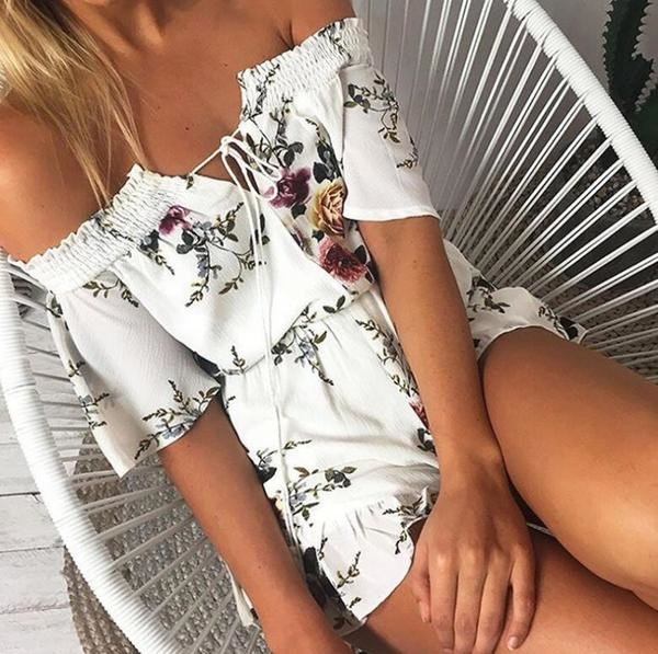 Γυναικεία ολόσωμι φόρμα με floral μοτίβο κατάλληλο για τη καθημερινή ζωή