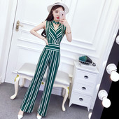 Γυναικεία ολόσωμι φόρμα με βαθύ λαιμόκοψη - ριγέ