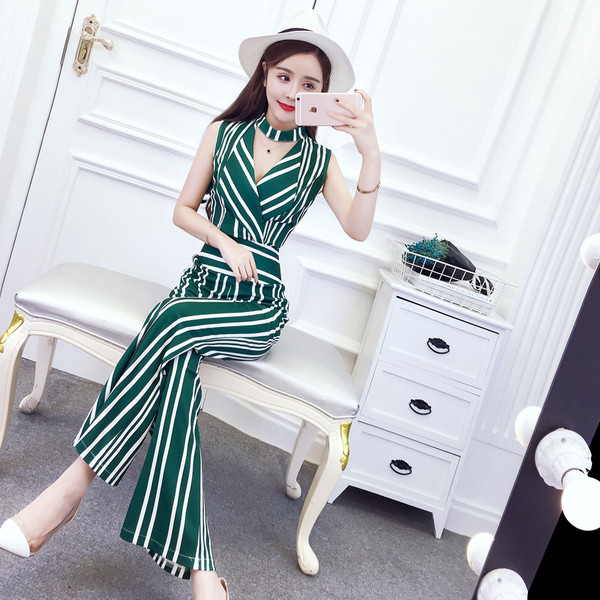 Γυναικεία ολόσωμι φόρμα με βαθύ λαιμόκοψη - ριγέ