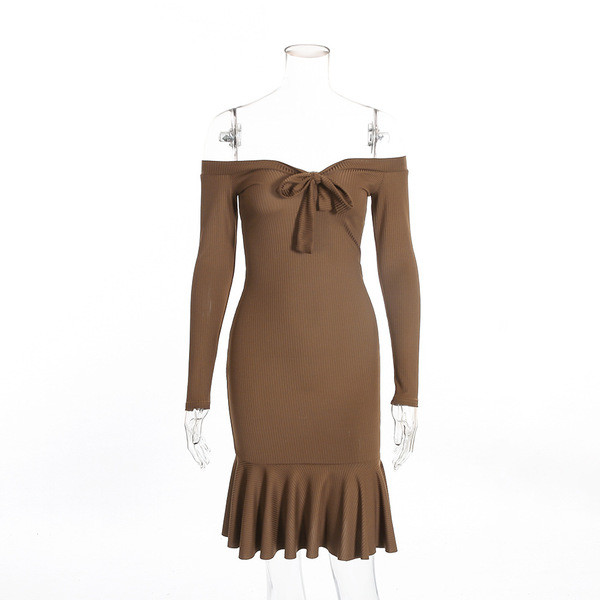 Κομψό γυναικείο  φόρεμα με μακριά μανίκια