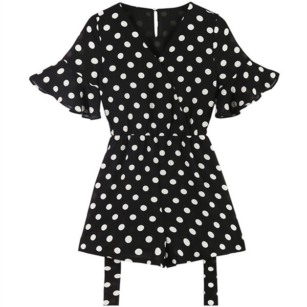 Γυναικεία ολόσωμη φόρμ με ντεκολτέ και ζώνη κατάλληλη για τη καθημερινή ζωή