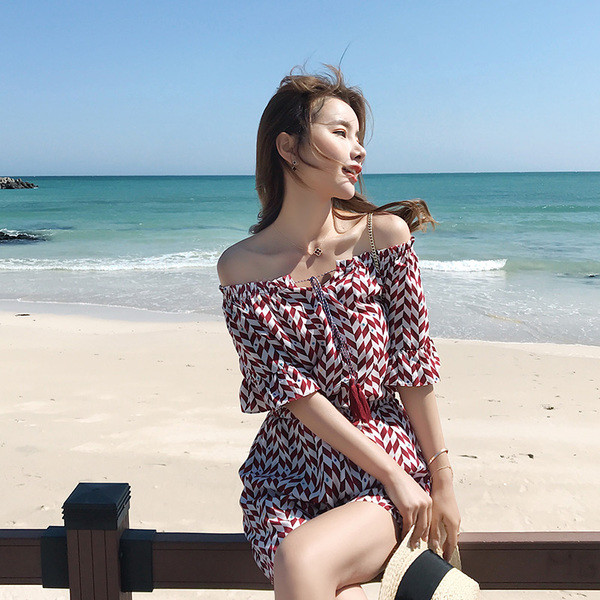 Κομψές γυναικείες φόρμες με κορδόνια