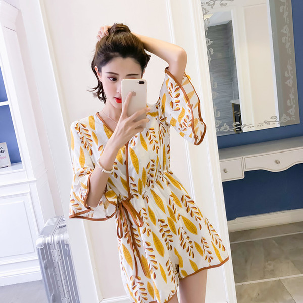 Női overall V-nyakkal és 3/4-es ujjakkal