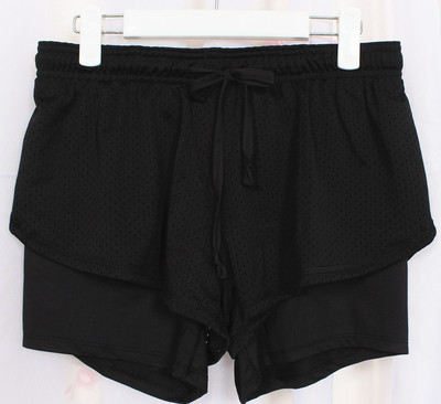 Γυναικεία σορτς με έγχρωμη επένδυση