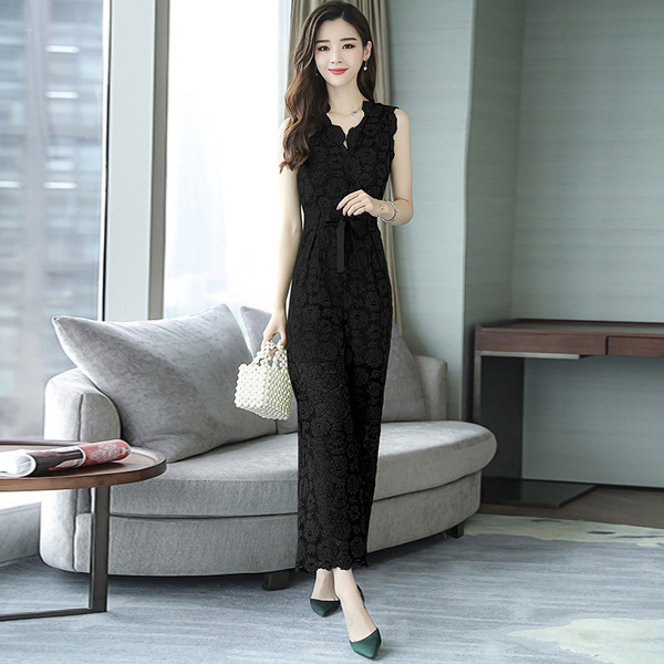 Κομψές γυναικείες φόρμες  με ζώνη και λαιμόκοψη σε σχήμα V σε 2 χρώματα