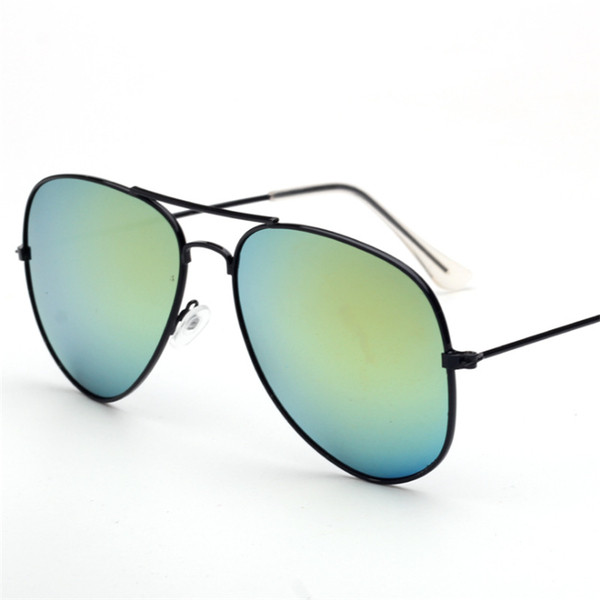 Ochelari colorați pentru bărbați cu ramă subțire