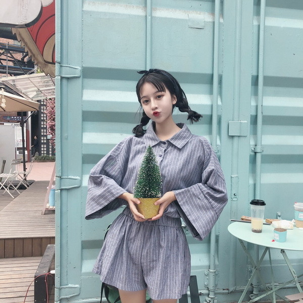 Φόρμες για γυναίκες με  μακριά μανίκια κατάλληλα για τη καθημερινή ζωή